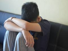 
      
      Study reveals how parents' attempts to control teens may...
      
      