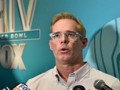 
      
      Sportscaster Joe Buck set to guest host 'Jeopardy!'
      
      