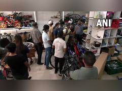
      
      Sri Lankans turn to bicycles amid fuel shortage
      
      