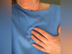 
      
      US study reports decline in heart attacks greater among men...
      
      