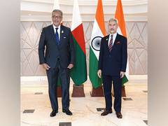 
      
      Jaishankar holds talks with visiting Madagascar foreign minister
      
      