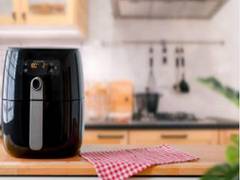 
      
      Air Fryer listed on Amazon site at 4 pounds, sends social...
      
      