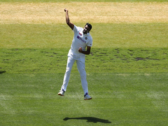 
      
      Ind vs Aus, Boxing Day Test: Ashwin strikes twice to put...
      
      