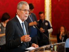 
      
      Austrians invited to Presidential Palace for COVID-19 shots
      
      