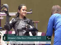 
      
      Tokyo Paralympics: Avani's family celebrates her victory 
      
      