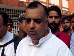 
      
      Rampur: Court issues bailable warrant against Azam Khan, his...
      
      