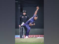 
      
      Abu Dhabi T10: Zahoor Khan, Delport guide Deccan Gladiators...
      
      