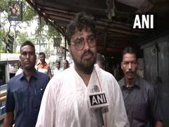 
      
      'Bengal is with 'Didi', TMC': Babul Supriyo on Ballygunge bypoll
      
      