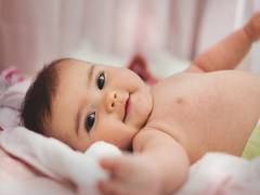 
    Researchers discover baby naming moments
    