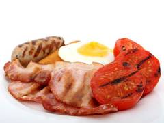 
    Eatiing processed meat can increase risk of dementia, suggests study
    