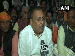 
      
      After shoe fight with party MP, BJP MLA stages protest
      
      