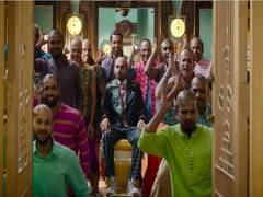 
      
      'Bala': Ayushmann Khurrana flaunts his baldness with style in...
      
      