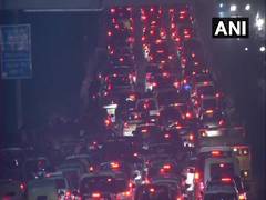 
      
      Traffic snarls across Delhi on first evening of 2020
      
      