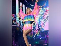 
      
      Taylor Swift's 'Evermore' marks biggest sales, ranks number...
      
      