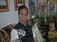 
      
      Kargil Vijay Diwas: Name Delhi roads after Param Vir Chakra...
      
      