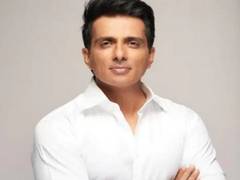 
      
      Sonu Sood remembers late mother on her birth anniversary with...
      
      