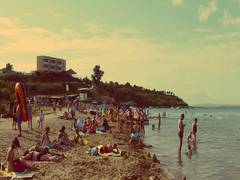 
      
      Bombay HC sets aside stay on erection of shacks on Goa beaches
      
      