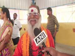 
      
      Spot a beggar in Hyderabad and get reward of Rs. 500
      
      