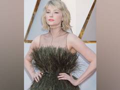 
      
      Haley Bennett joins star-studded cast of 'Borderlands'
      
      