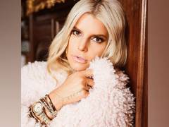 
      
      Jessica Simpson reveals she previously tested positive for...
      
      