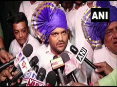 
      
      Hardik Patel refutes rumours of quitting Congress
      
      
