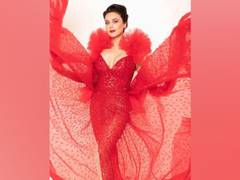 
      
      Wishes pour in as 'Dimple Queen' Preity Zinta turns 46
      
      