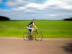 
    Study finds speed under 20mph encourages cycling to work
    