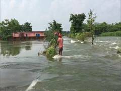 
      
      Bihar: Minapur hit hard due to rise in water level of Burhi...
      
      