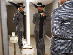 
    Hats off to Billy Porter's crystal pin suit
    