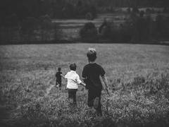 
    Positive surroundings in childhood has long-term health benefits: study
    