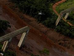 
    Authorities fear another dam collapse in Brazil
    