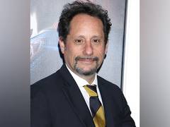 
      
      Oscar-winning film editor David Brenner dies at 59
      
      