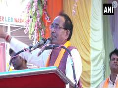 
      
      MP CM announces recruitment of over 1.25 lakh people in govt
      
      