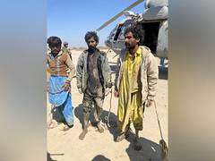 
      
      BSF arrests 6 Pakistani nationals, 11 boats in Gujarat's Bhuj
      
      