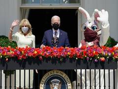 
      
      Easter Bunny visits White House, makes surprise appearance at...
      
      