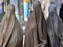 
      
      Jailed Saudi blogger's wife calls for burqa ban in Ontario
      
      