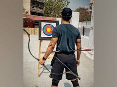 
      
      Vicky Kaushal practices archery for 'The Immortal Ashwatthama'
      
      