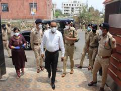 
      
      J-K DGP visits COVID-care facility for police personnel in Jammu
      
      