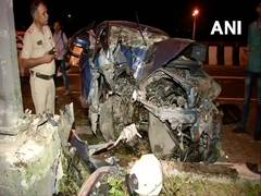 
      
      Delhi: 3 injured as overspeeding car hits divider in Mayur Vihar
      
      