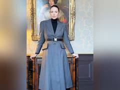 
      
      Caitriona Balfe talks about her unfulfilled desire to direct...
      
      