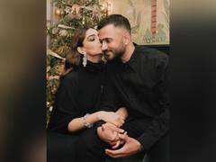 
      
      Sonam Kapoor, Anand Ahuja share beautiful glimpses from their...
      
      