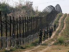 
      
      Pakistan violates ceasefire in J-K's Rajouri
      
      