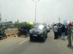 
      
      Chandrababu Naidu returns to his residence in Andhra Pradesh...
      
      