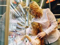 
    Study examines impact of explosion of choice on psyche
    