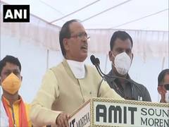 
      
      Chouhan takes dig at Kamal Nath over 'bedaag' claim
      
      