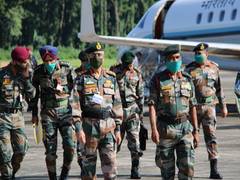 
      
      Army Chief reviews readiness at Tezpur, to visit Lucknow...
      
      