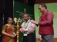 
      
      Delhi: 7th Community Radio Sammelan inaugurated by I&B Secretary 
      
      