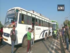 
      
      'Delhi chalo': Commuters heading towards national capital...
      
      