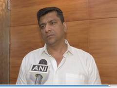 
      
      Fadnavis should question K'taka CM on Waris Pathan's...
      
      