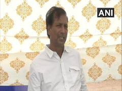 
      
      Sanjay Jain had asked me to meet Vasundhara Raje, says Cong MLA 
      
      